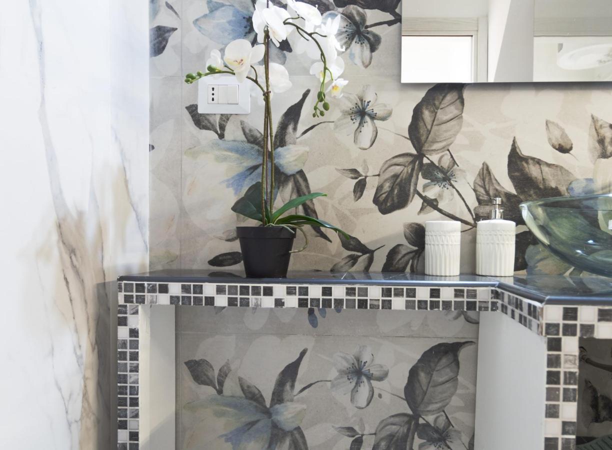 Myhome Taccioli Wellbeing Milan Bagian luar foto